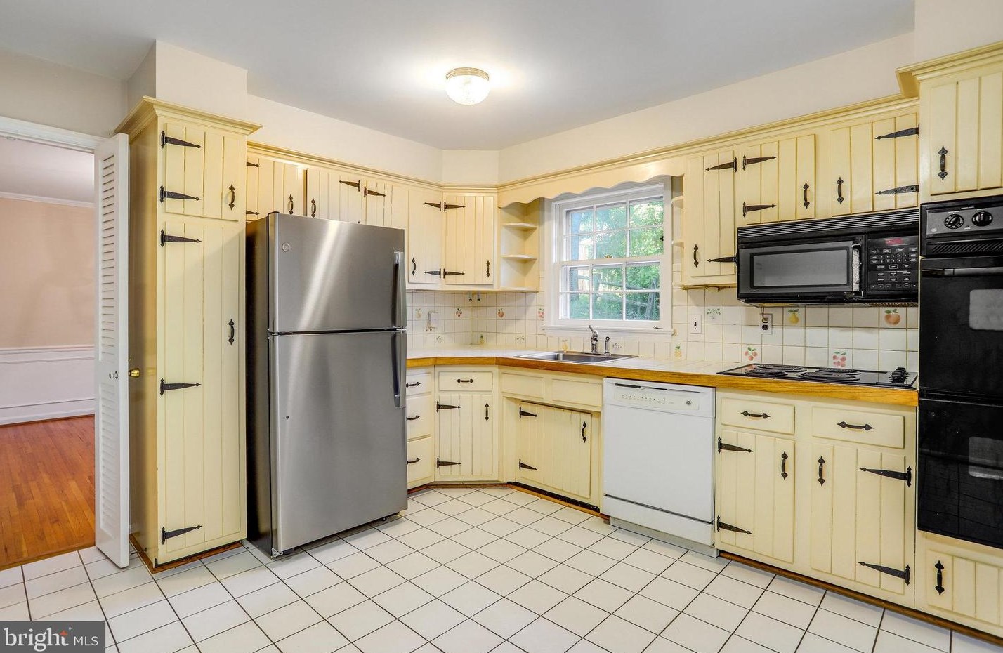 512 Highgate Ter, Silver Spring MD 20904-6312 exterior