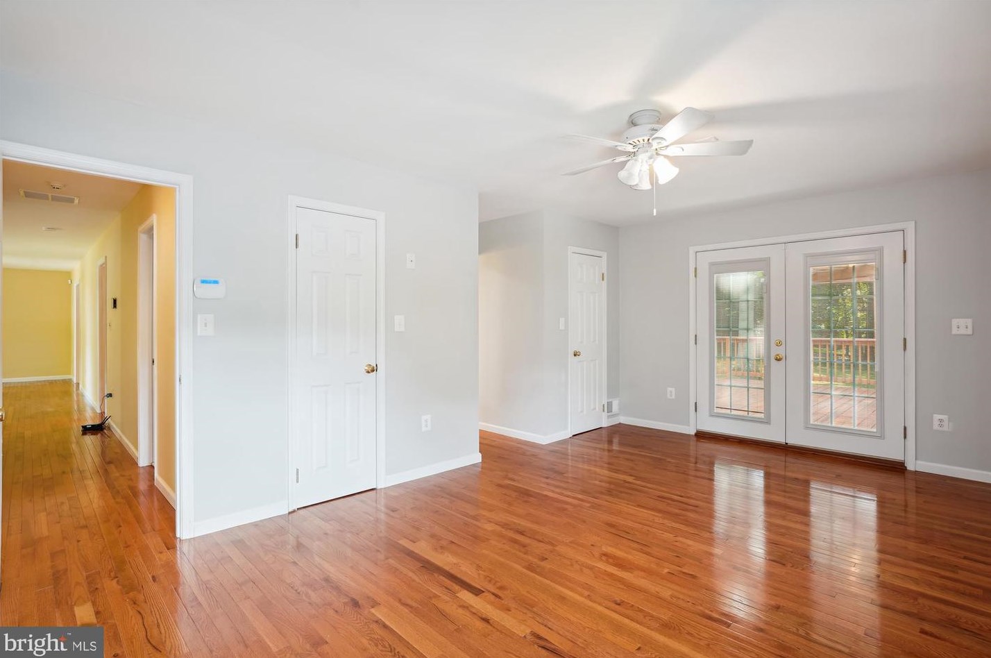 10320 Gainsborough Rd, Rockville MD  20854-4040 exterior