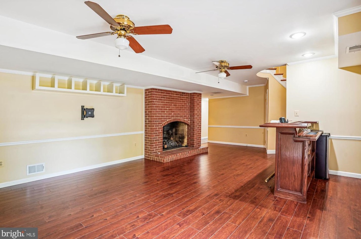 10320 Gainsborough Rd, Rockville MD  20854-4040 exterior