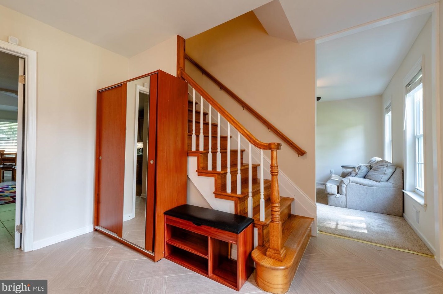 14813 Dufief Dr, Gaithersburg MD  20878-2524 exterior