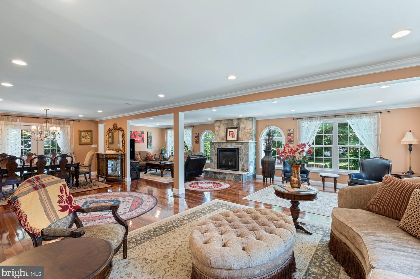 1919 Dundee Rd, Rockville MD exterior