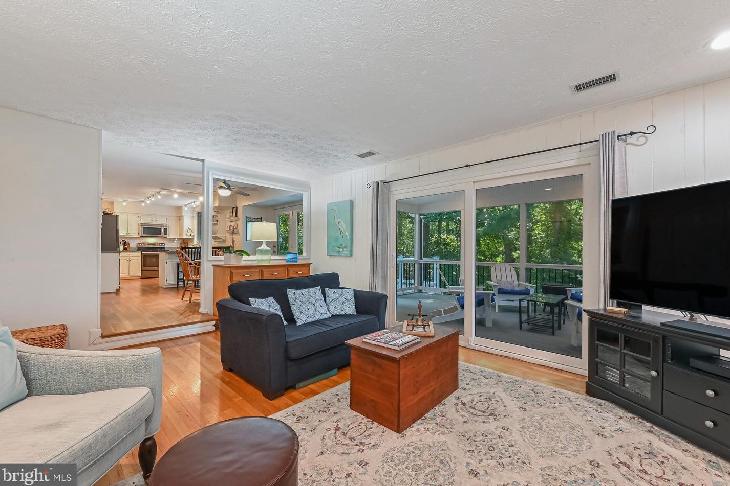 14637 Locustwood Ln, Silver Spring MD 20905-6425 exterior