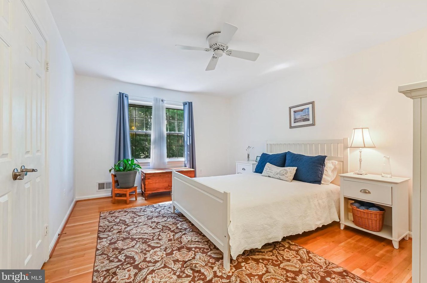 14637 Locustwood Ln, Silver Spring MD 20905-6425 exterior