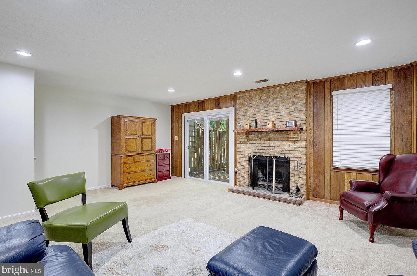 1551 Ivystone Ct, Silver Spring MD  20904-5475 exterior