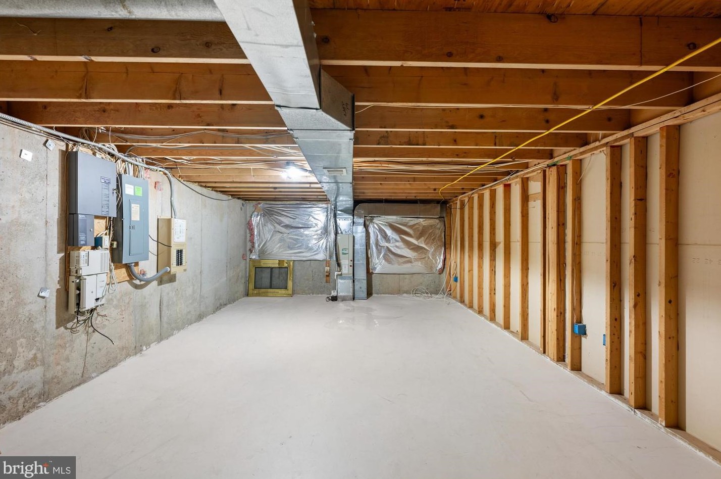 14716 Carona Dr, Silver Spring MD exterior