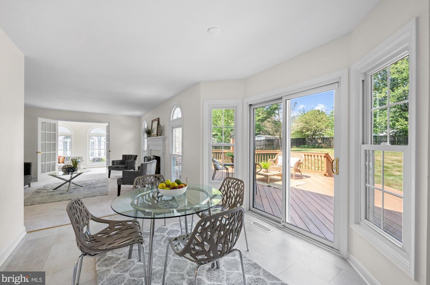 14716 Carona Dr, Silver Spring MD exterior