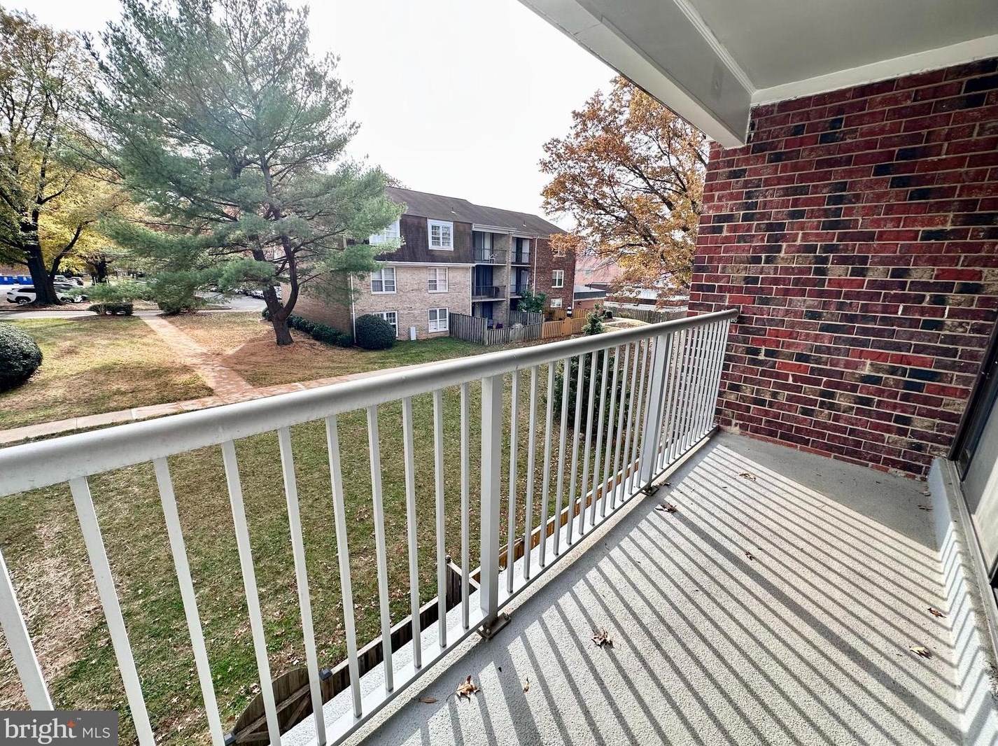 744 Quince Orchard Blvd, Gaithersburg MD  20878-1533 exterior