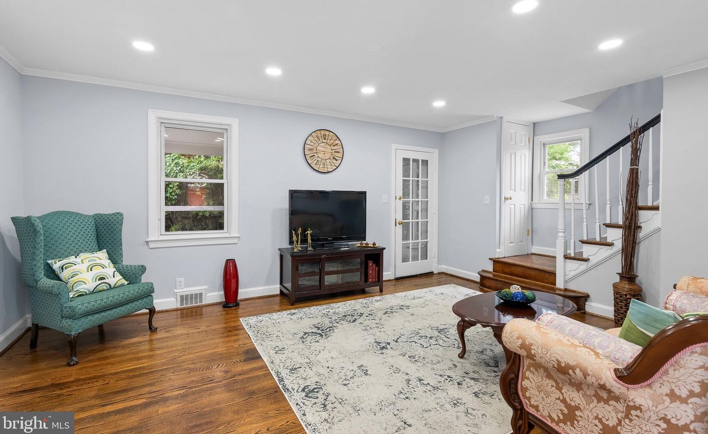 208 Granville Dr, Silver Spring MD 20901-3237 exterior