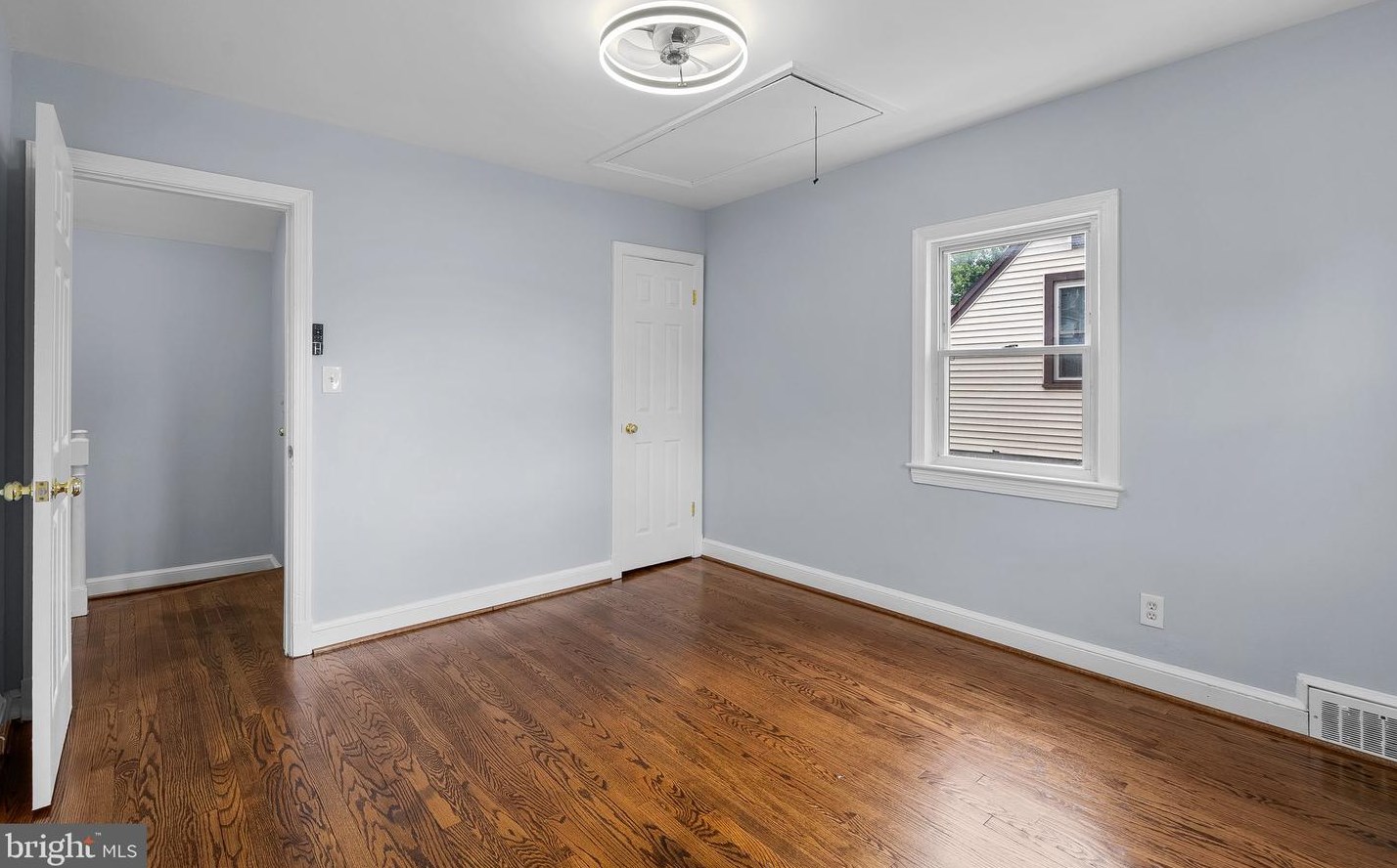 208 Granville Dr, Silver Spring MD 20901-3237 exterior