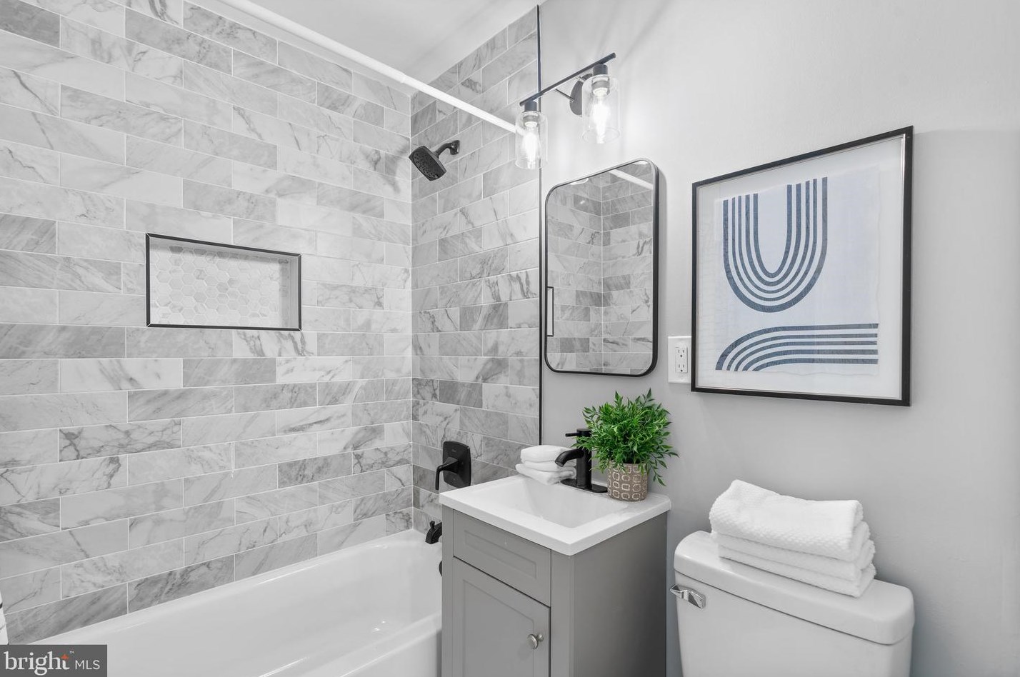 4301 Garrett Park Rd, Silver Spring MD 20906-4837 exterior