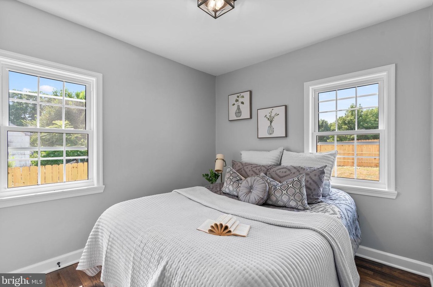 4301 Garrett Park Rd, Silver Spring MD 20906-4837 exterior