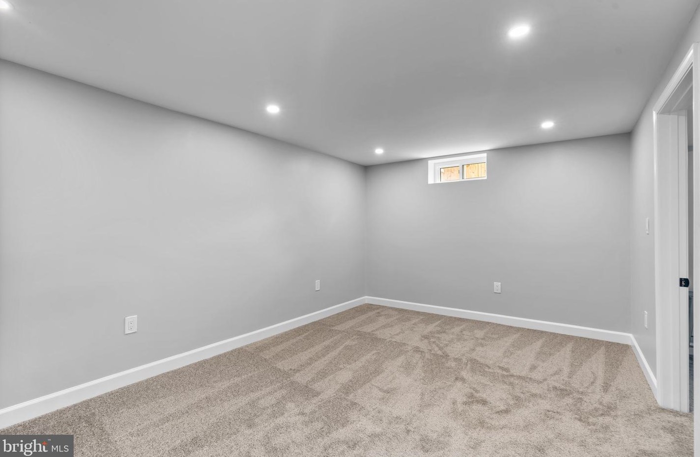 4301 Garrett Park Rd, Silver Spring MD 20906-4837 exterior