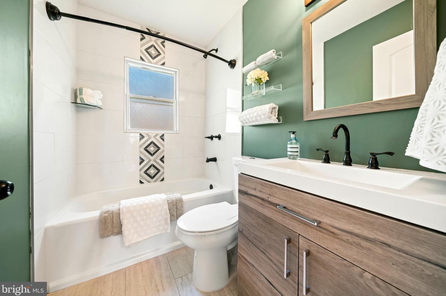 201 University Blvd, Silver Spring MD  20901-1945 exterior