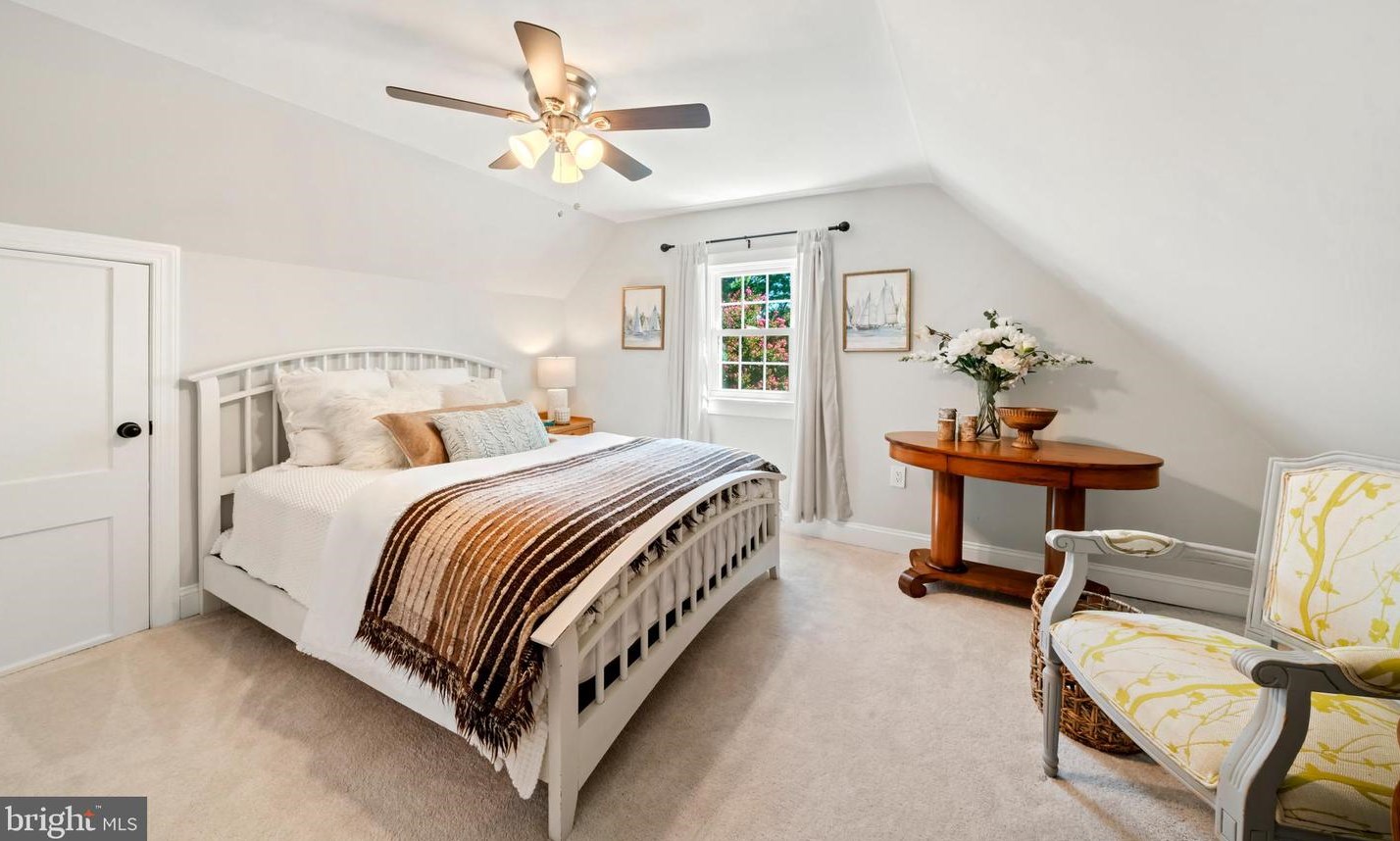 201 University Blvd, Silver Spring MD  20901-1945 exterior