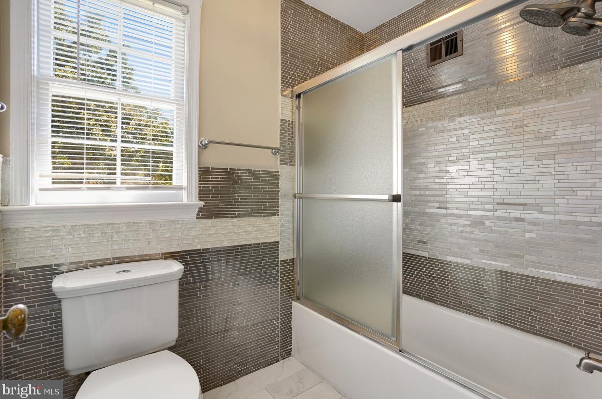 2420 Gate Dr, Silver Spring MD 20906-2208 exterior