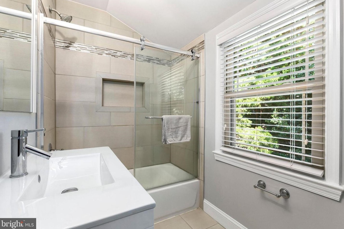 10129 Dallas Ave, Silver Spring MD  20901-2028 exterior