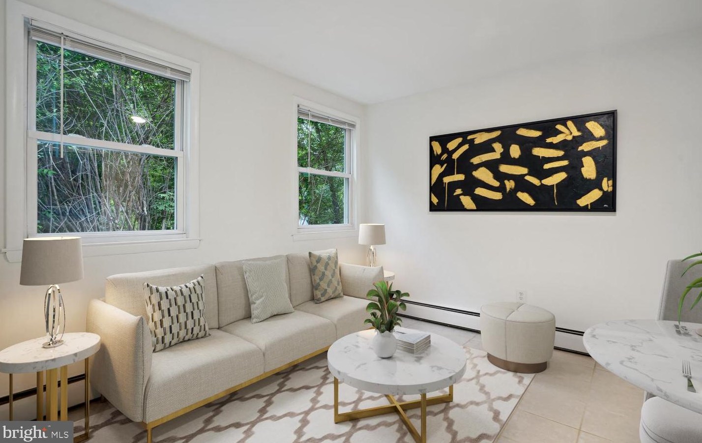 9313 Colesville Rd, Silver Spring MD 20901-4817 exterior