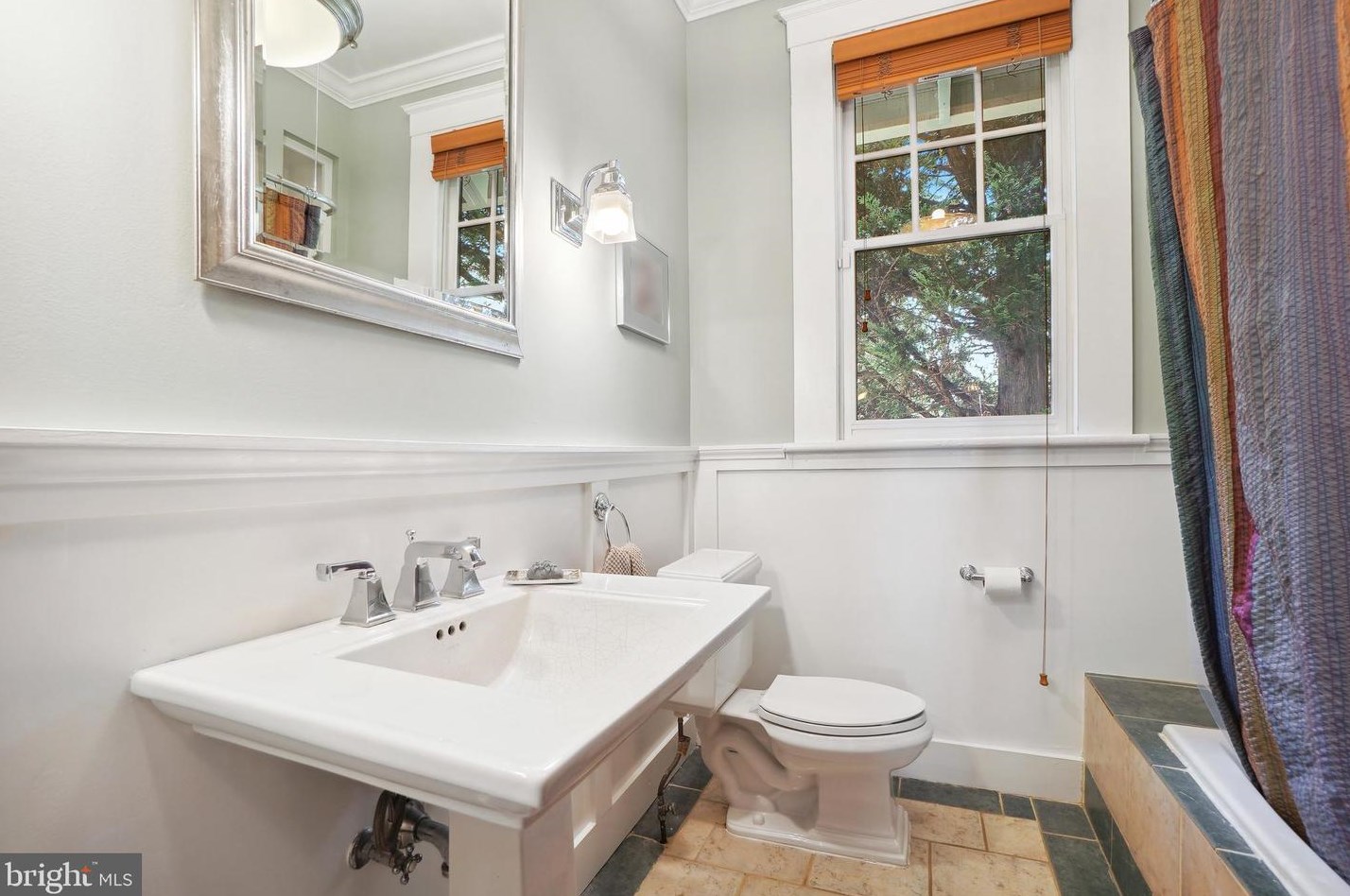 7400 Flower Ave, Silver Spring MD 20912-7733 exterior