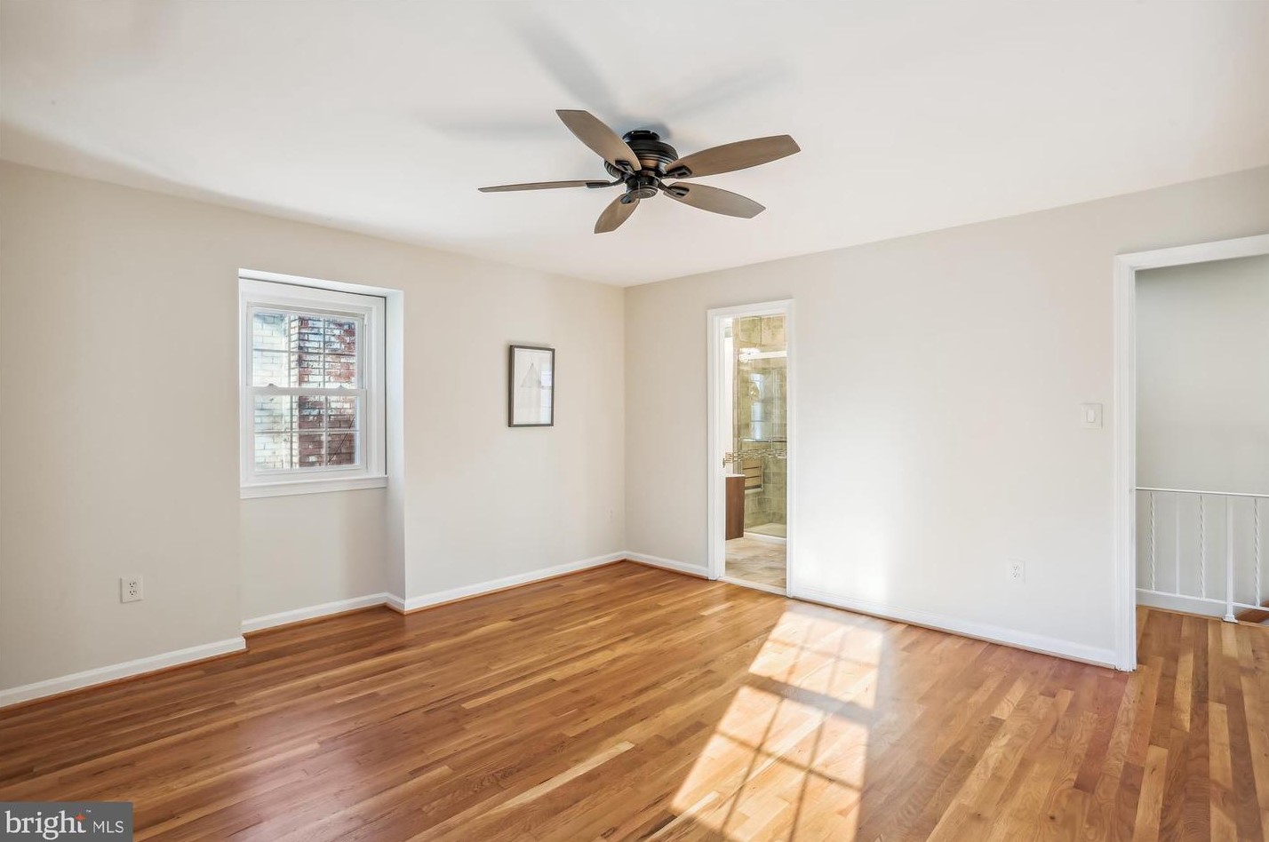 5514 Charles St, Bethesda MD 20814-1615 exterior