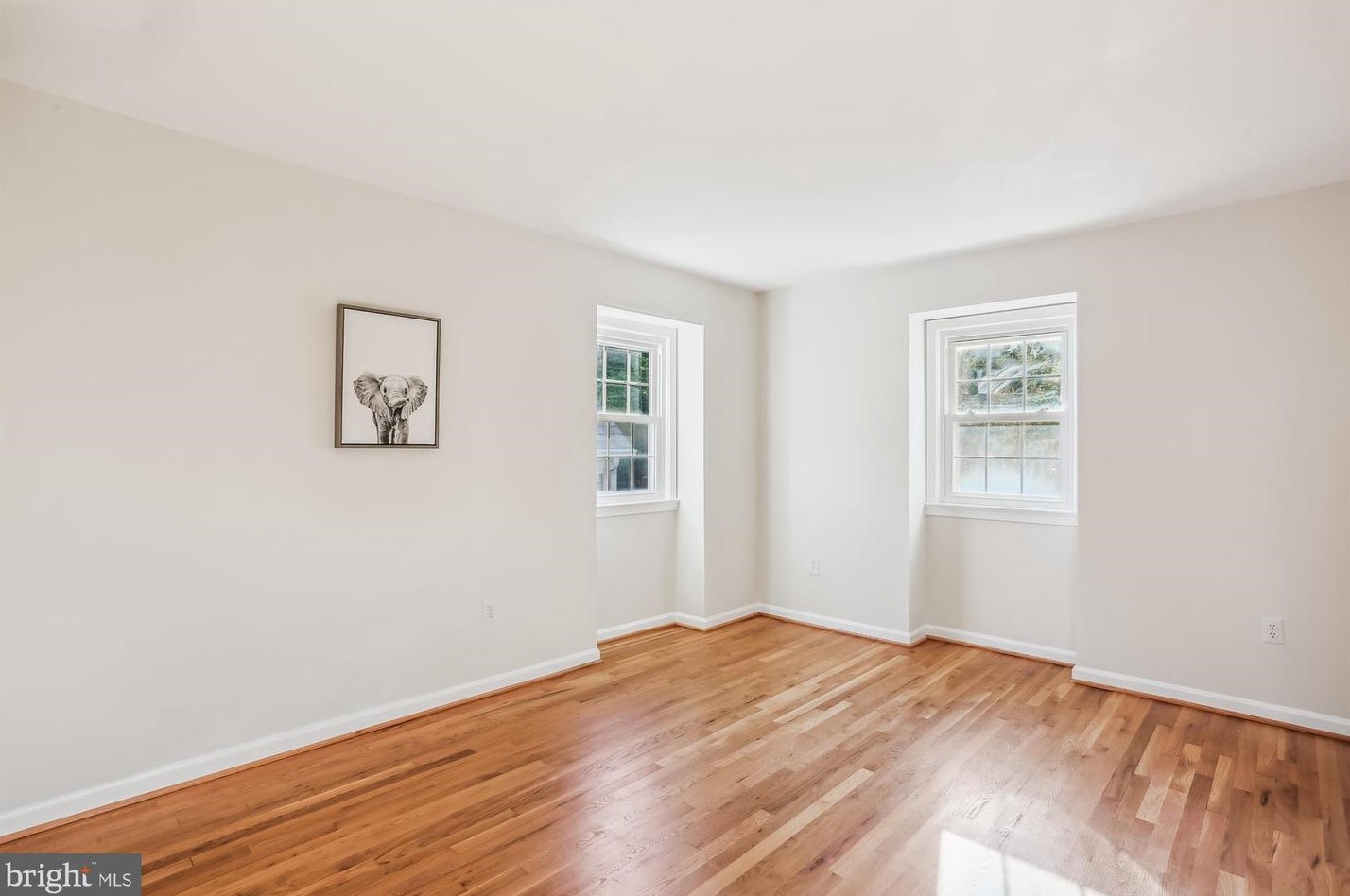 5514 Charles St, Bethesda MD 20814-1615 exterior