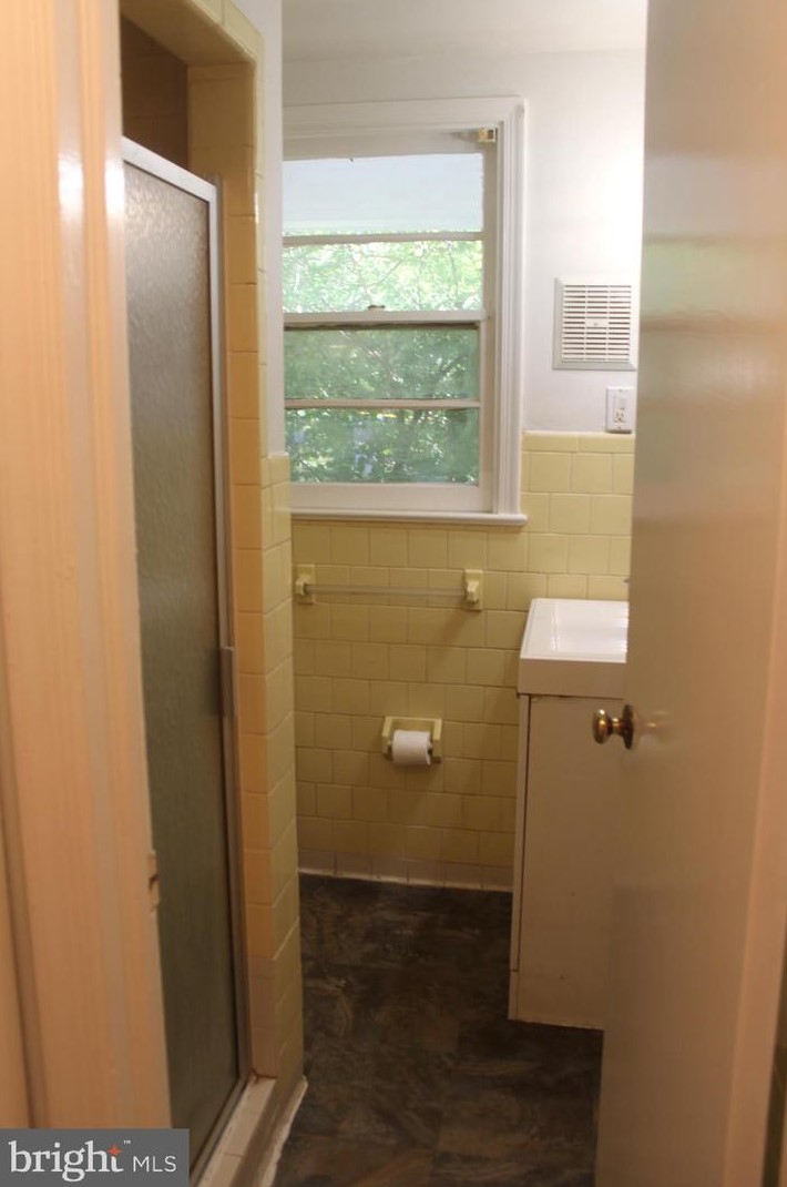 10109 Tenbrook Dr, Silver Spring MD 20901-1882 exterior