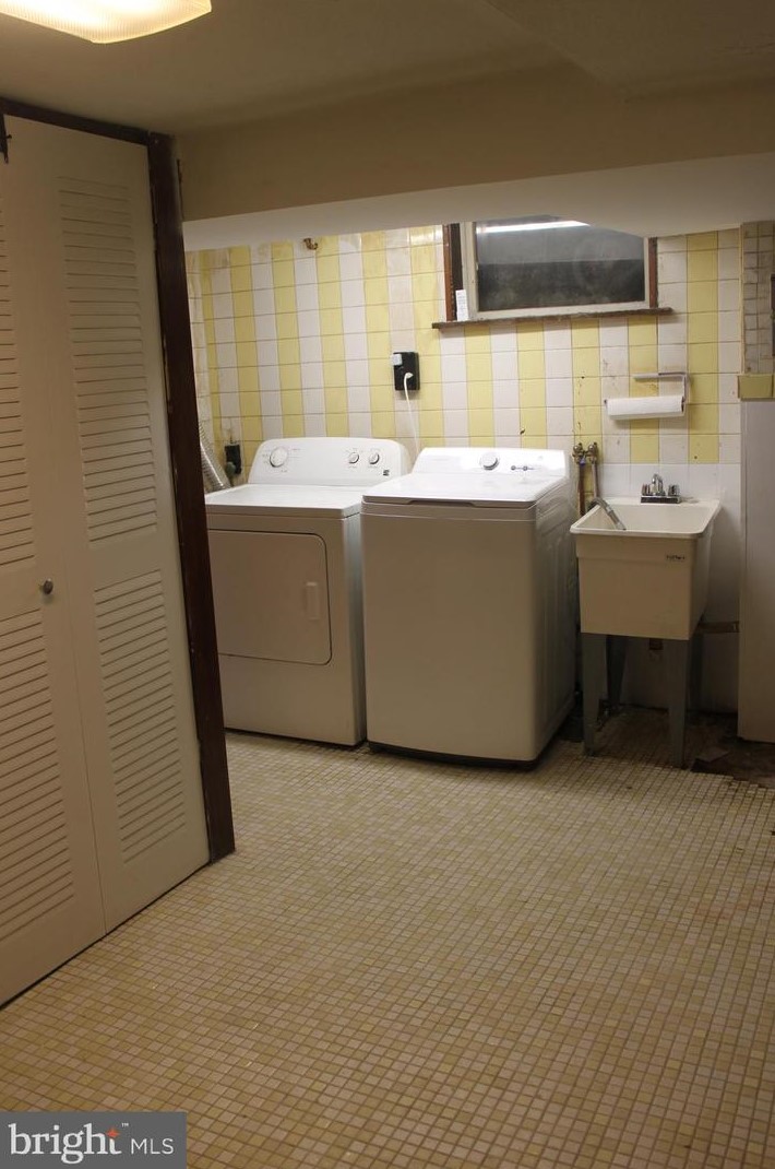 10109 Tenbrook Dr, Silver Spring MD 20901-1882 exterior