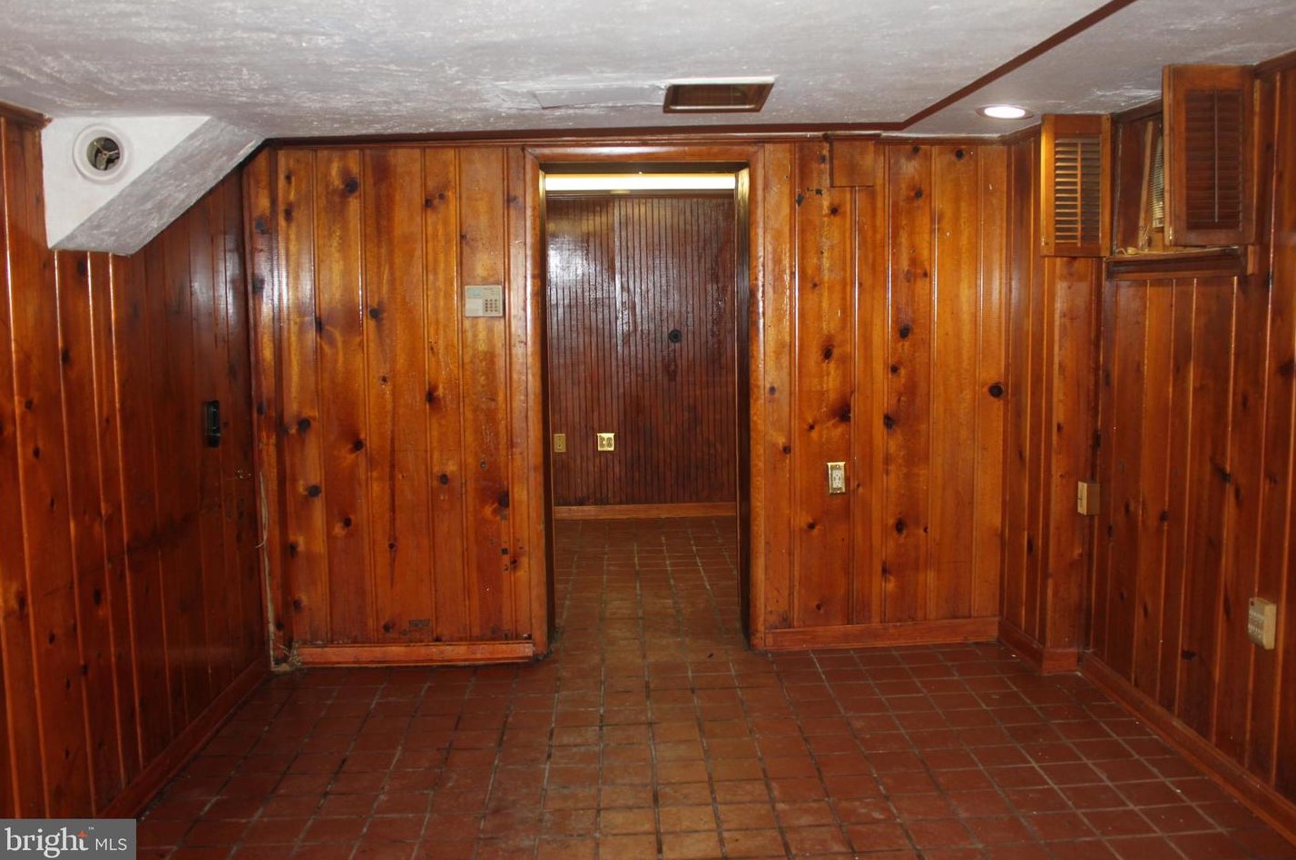 10109 Tenbrook Dr, Silver Spring MD 20901-1882 exterior