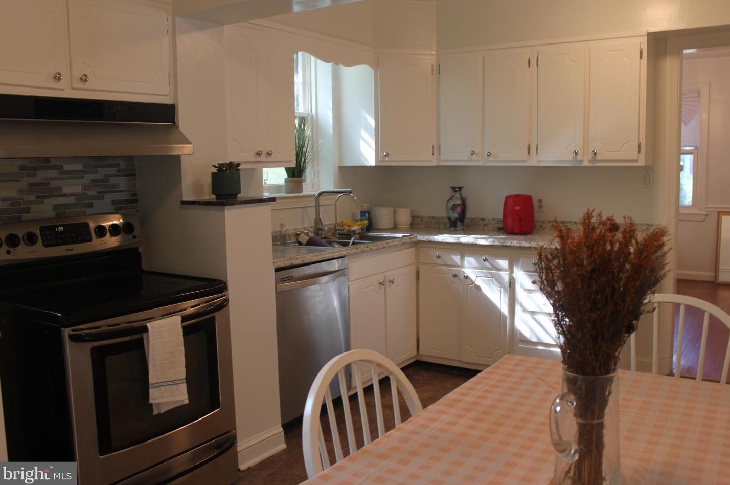 10109 Tenbrook Dr, Silver Spring MD 20901-1882 exterior