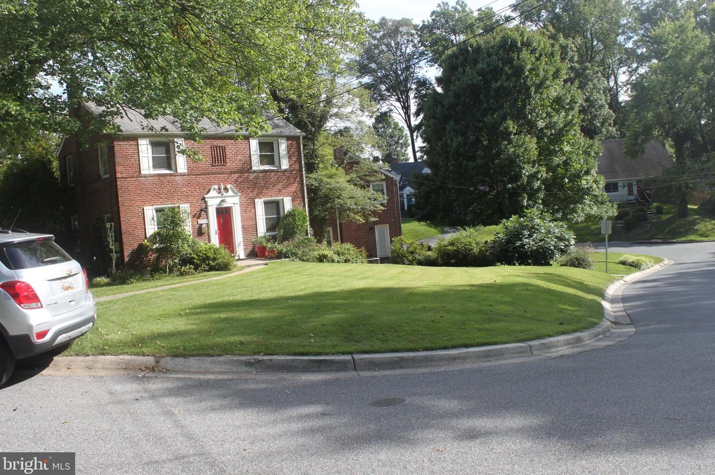 10109 Tenbrook Dr, Silver Spring MD 20901-1882 exterior