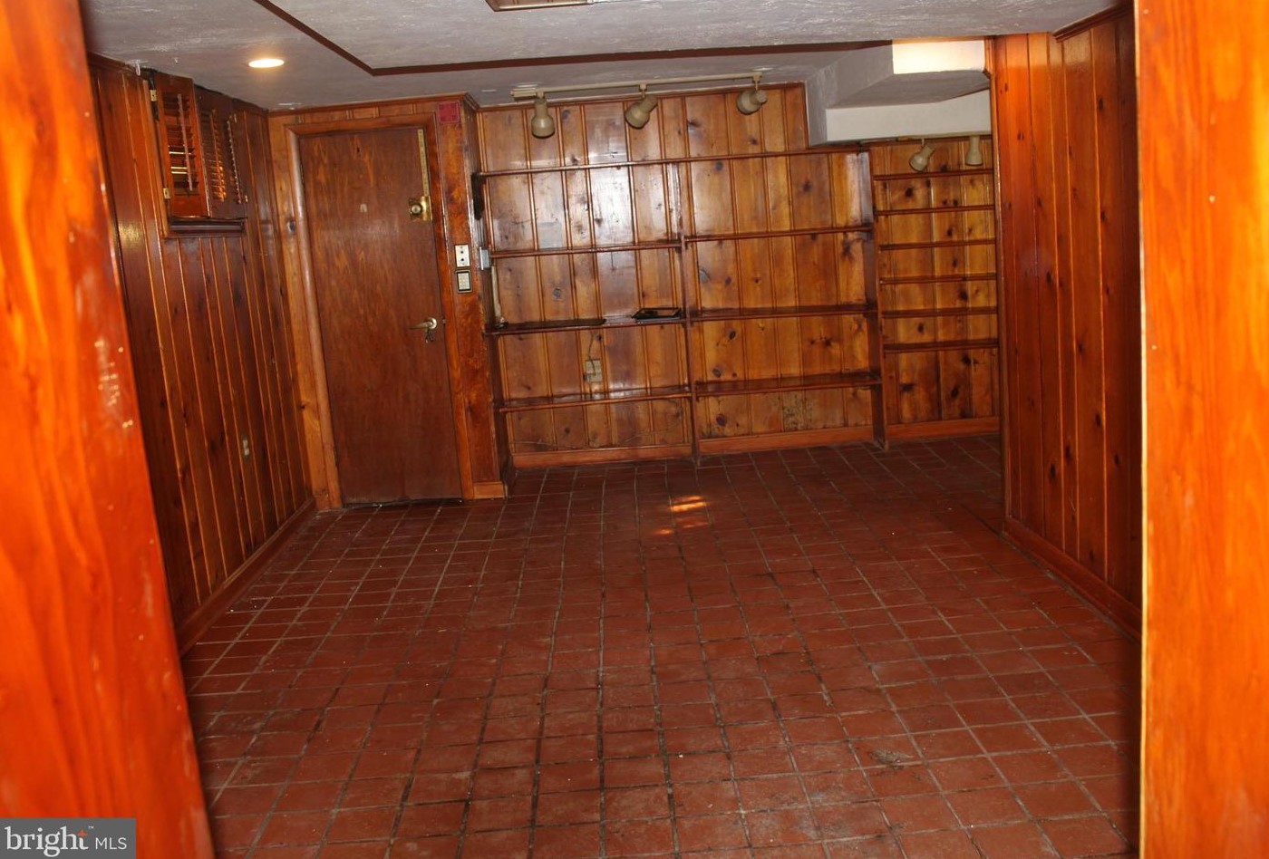 10109 Tenbrook Dr, Silver Spring MD 20901-1882 exterior