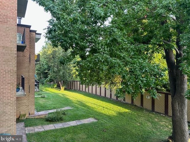 2210 Greenery Ln, Silver Spring MD 20906-3626 exterior