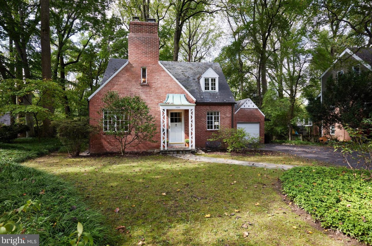 9222 Manchester Rd, Silver Spring MD 20901-3341 exterior