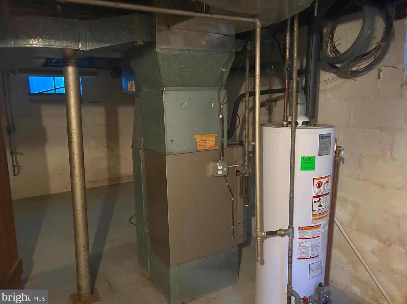 237 Dl Dr, Silver Spring MD 20910-1608 exterior