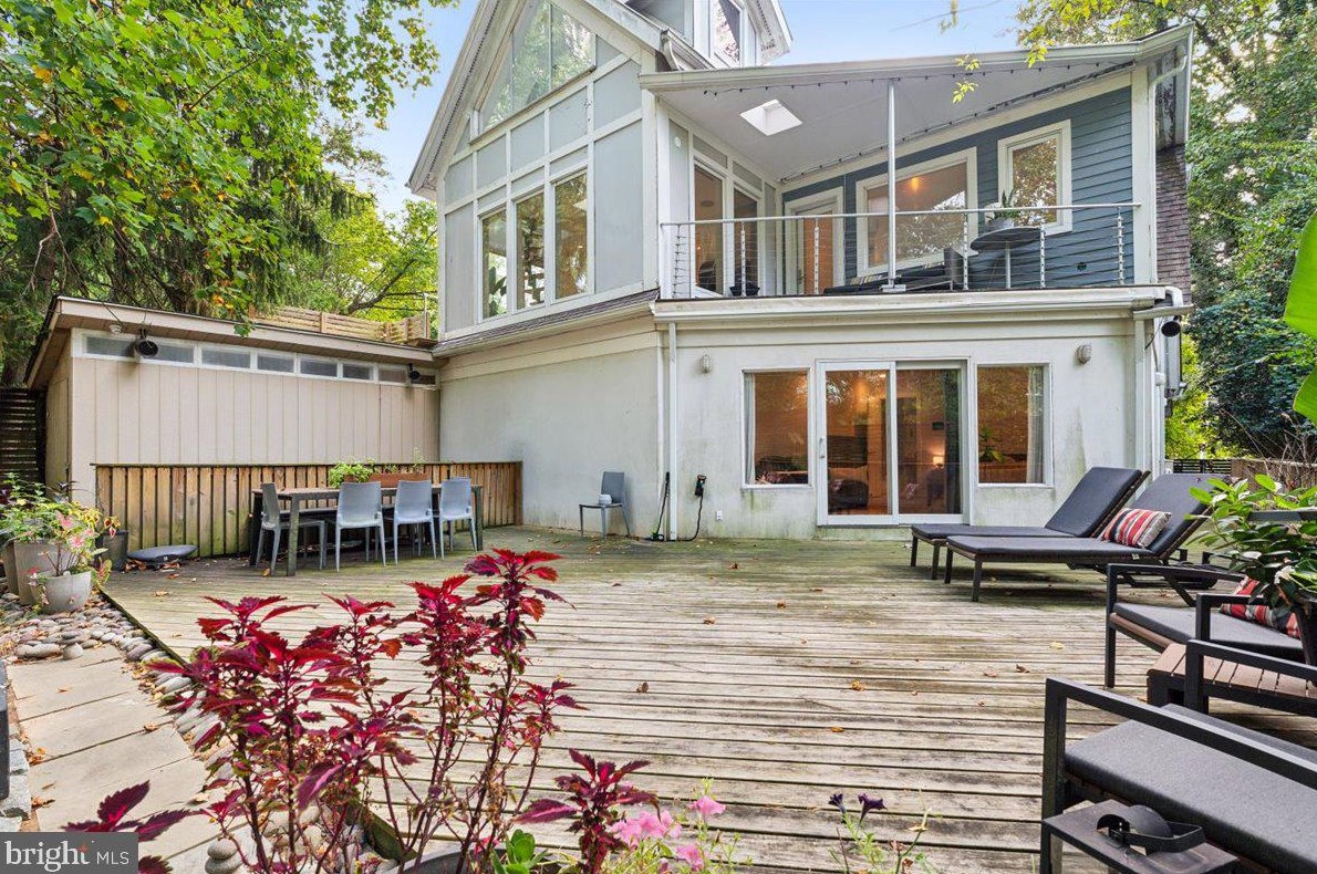 9803 Mcmillan Ave, Silver Spring MD exterior