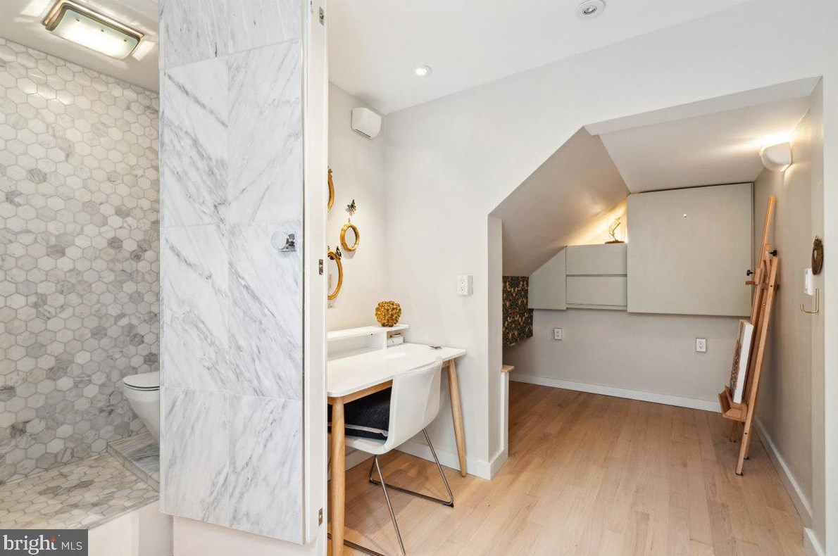 9803 Mcmillan Ave, Silver Spring MD exterior