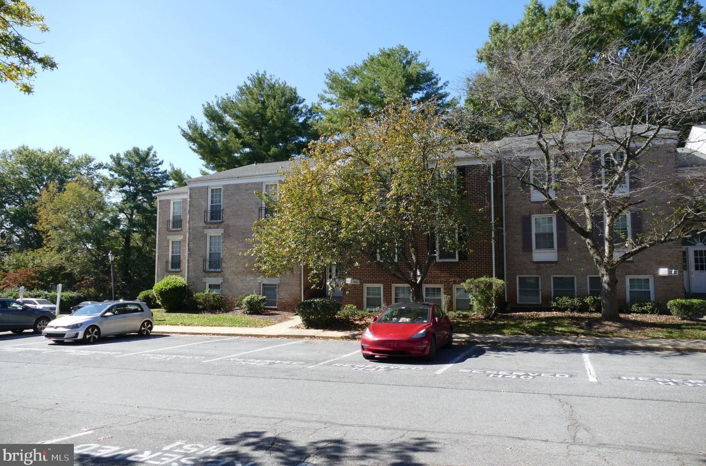 822 Quince Orchard Blvd, Gaithersburg MD  20878-1740 exterior