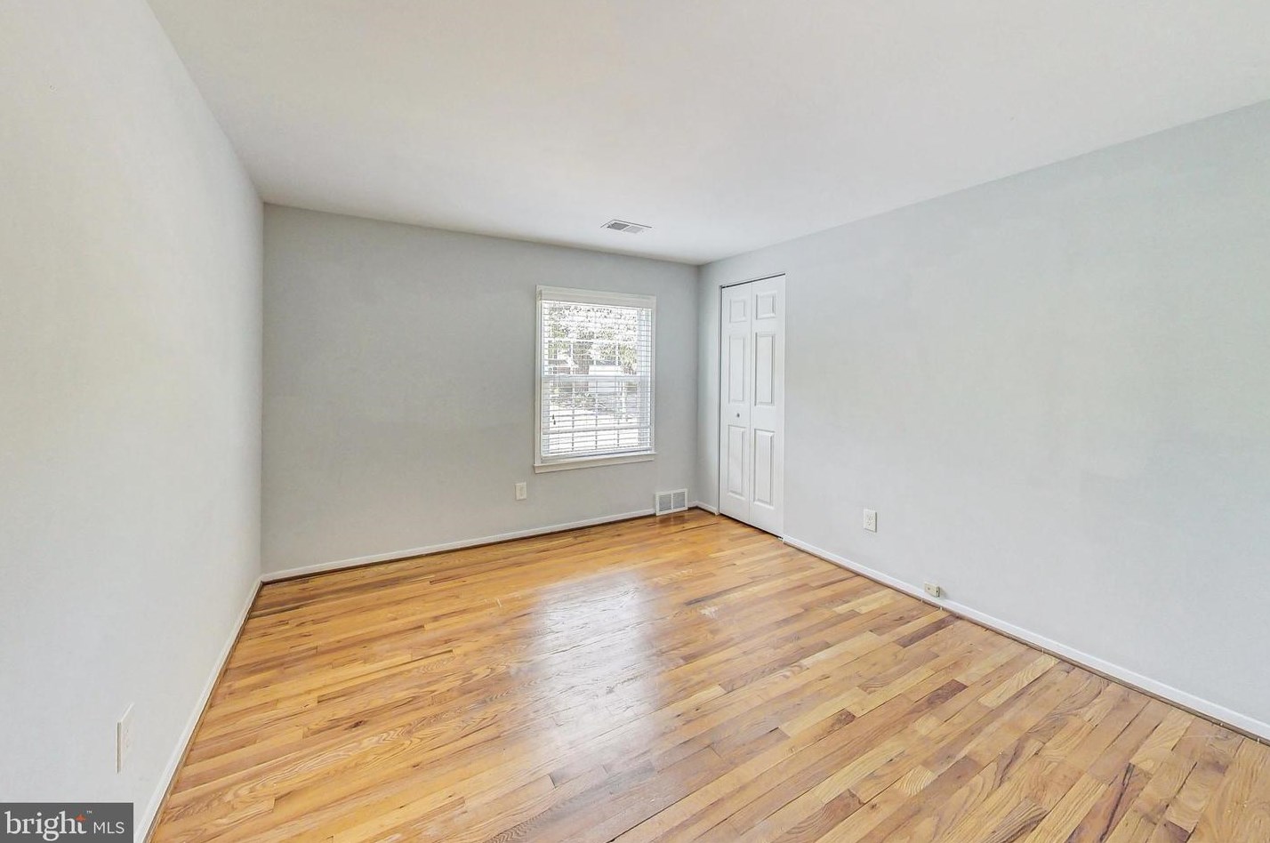 11017 Gainsborough Rd, Rockville MD 20854-3356 exterior