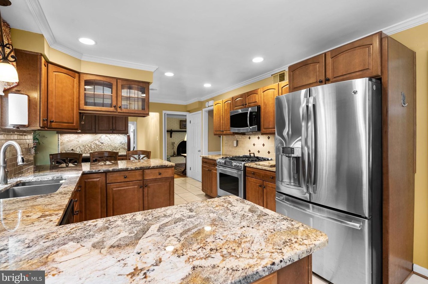 4822 Cherry Valley Dr, Rockville MD 20853-1112 exterior