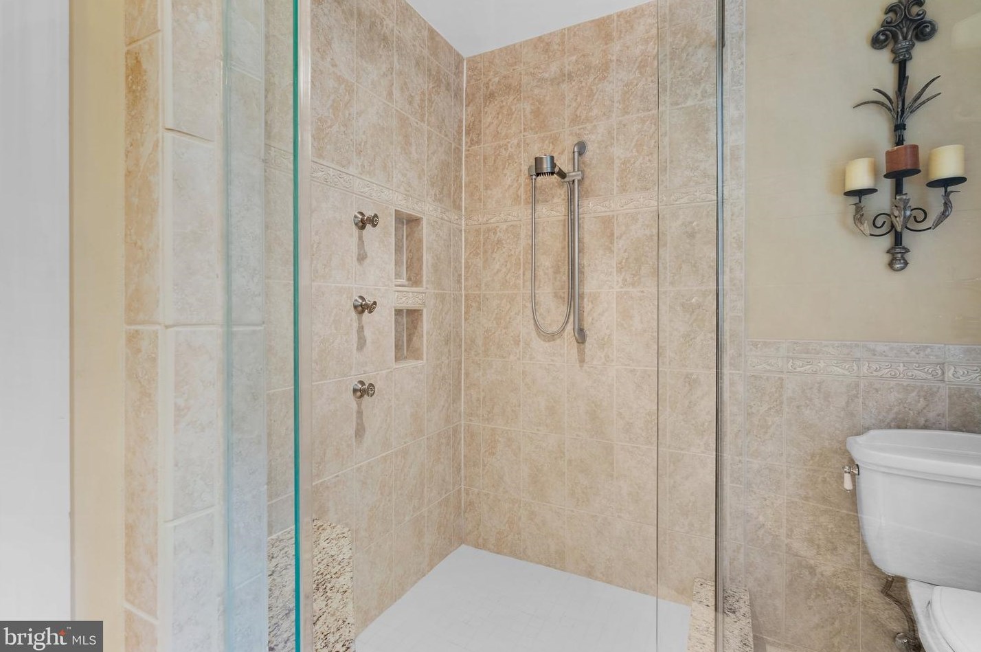 4822 Cherry Valley Dr, Rockville MD 20853-1112 exterior