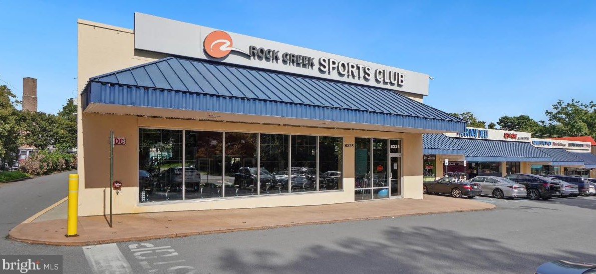 2211 Washington Ave, Silver Spring MD  20910-2620 exterior