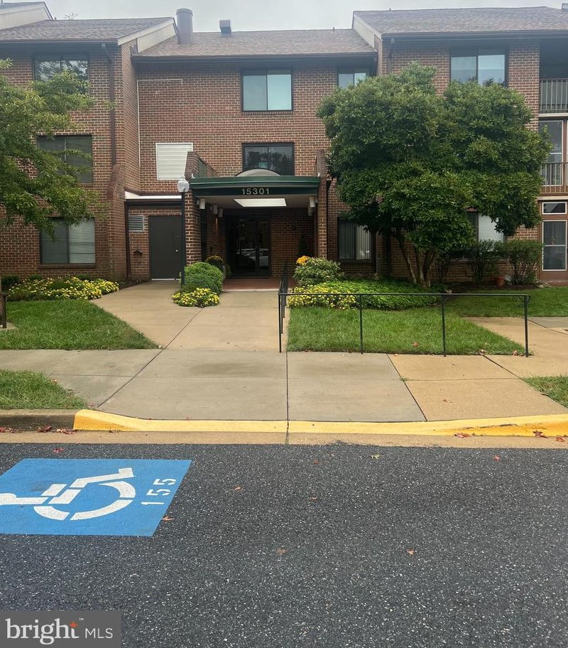 15301 Beaverbrook Ct, Silver Spring MD 20906-1385 exterior