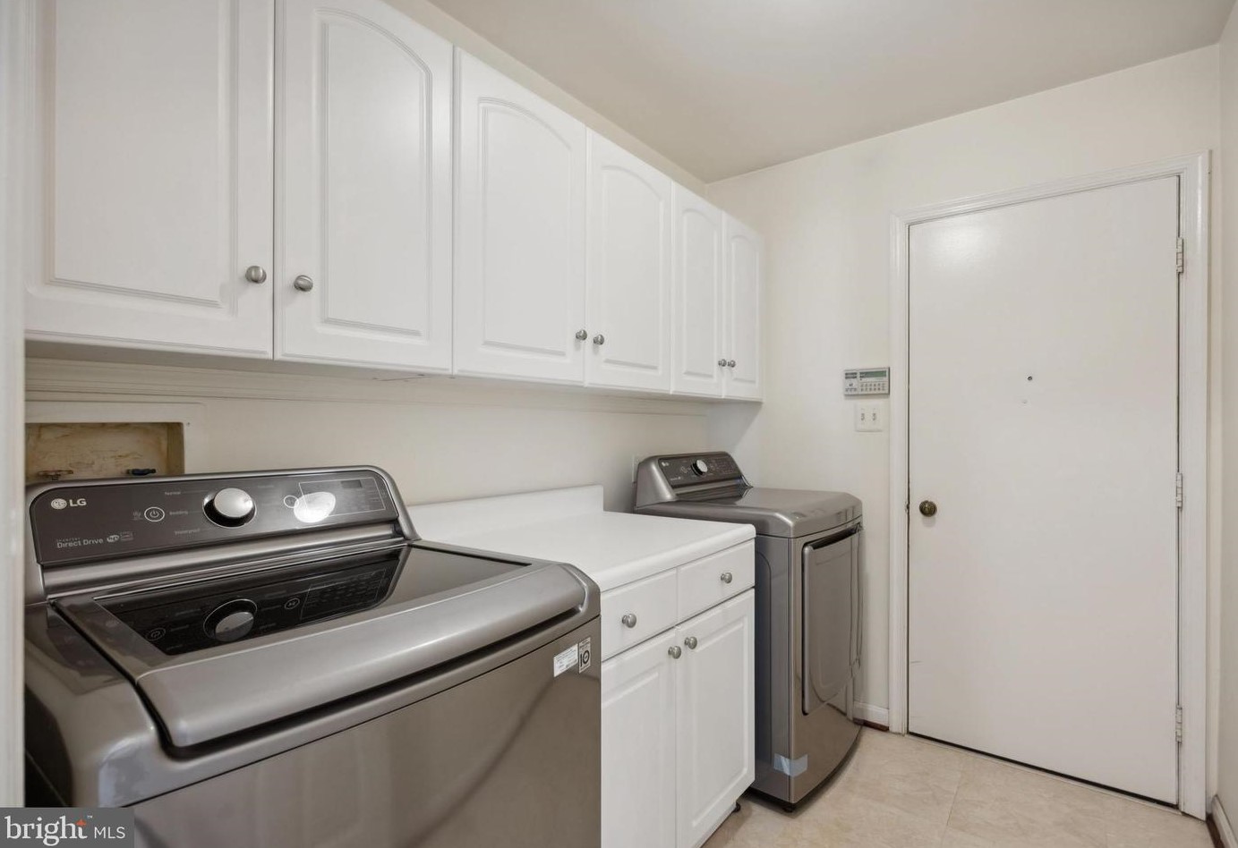 2331 Holly Spring Dr, Silver Spring MD 20905-6426 exterior