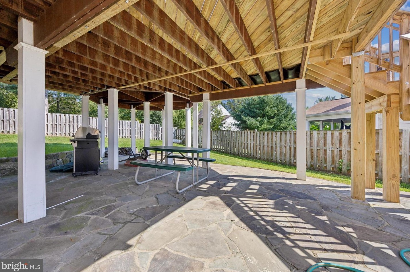 2331 Holly Spring Dr, Silver Spring MD 20905-6426 exterior