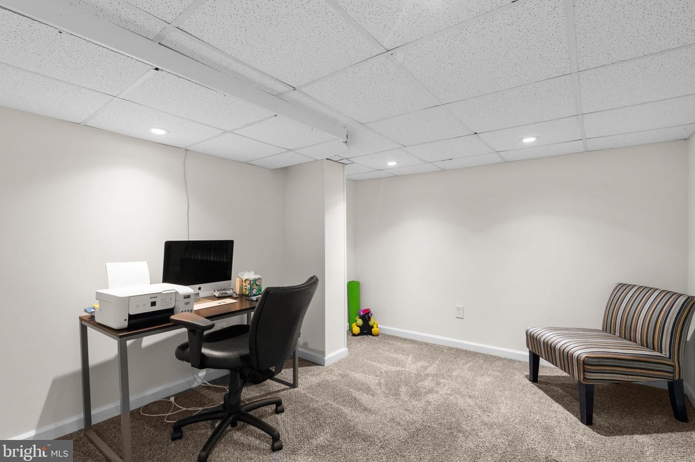 9906 Woodburn Rd, Silver Spring MD 20901-2729 exterior