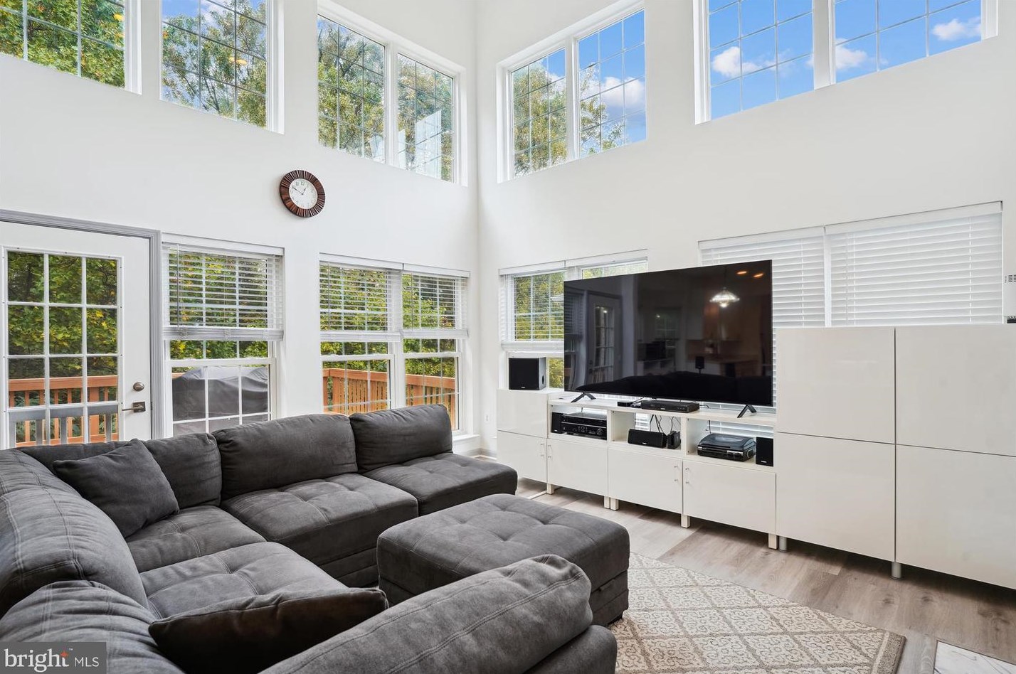 6 Sykes St, Gaithersburg MD  20877-3536 exterior