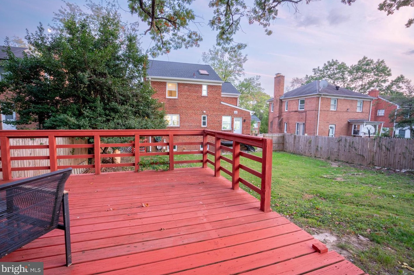 1208 Jackson Ave, Silver Spring MD 20912-7531 exterior