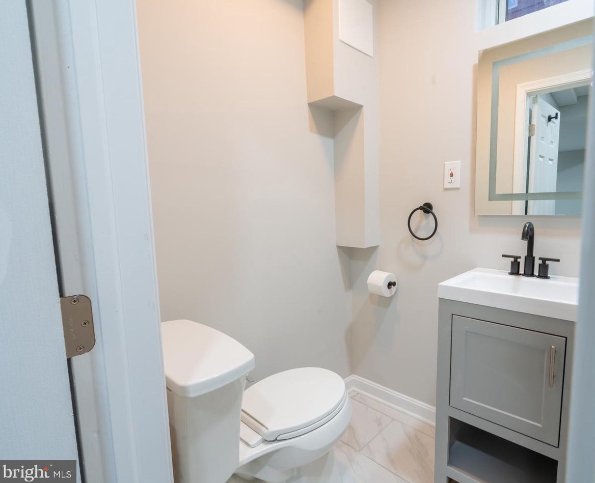 1208 Jackson Ave, Silver Spring MD 20912-7531 exterior