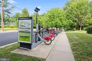 5225 Pooks Hill Rd, Bethesda, MD 20814 - Photo 15