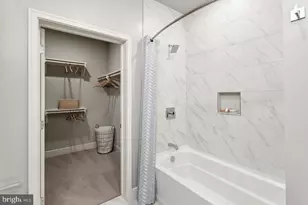 8015 Old Georgetown Rd, Bethesda, MD 20814 - Photo 9