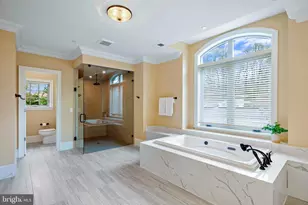 7708 Beech Tree Rd, Bethesda, MD 20817 - Photo 35